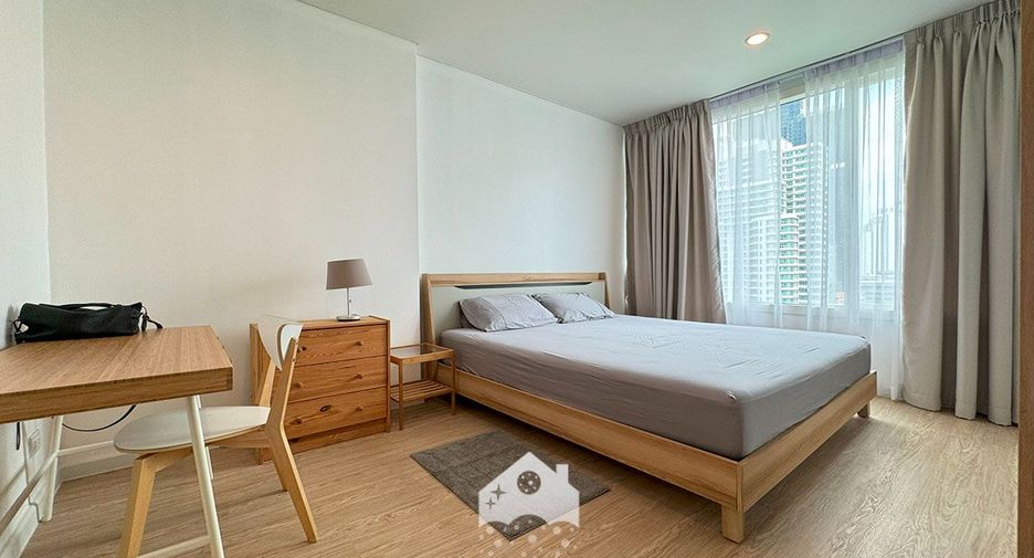 For sale 1 bed condo in Watthana, Bangkok