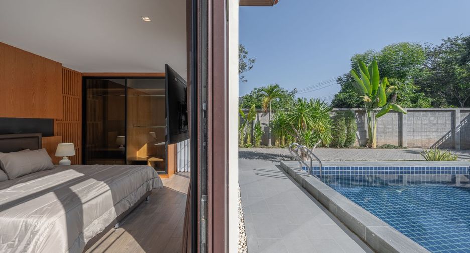 For sale 4 bed house in Saraphi, Chiang Mai