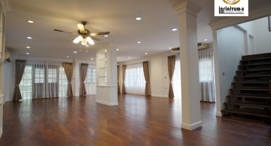 For rent 5 bedrooms house in Mueang Samut Prakan, Samut Prakan