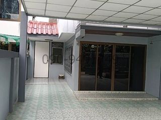 For rent 4 ベッドルーム house in Bang Khae, Bangkok