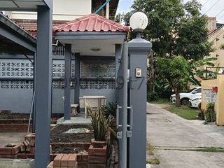 For rent 4 ベッドルーム house in Bang Khae, Bangkok