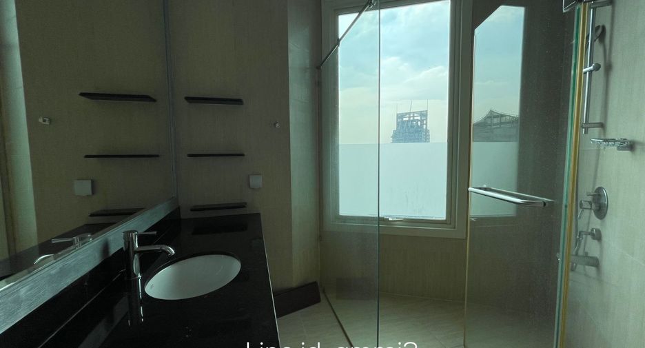 For rent and for sale 3 bedrooms condo in Sathon, Bangkok