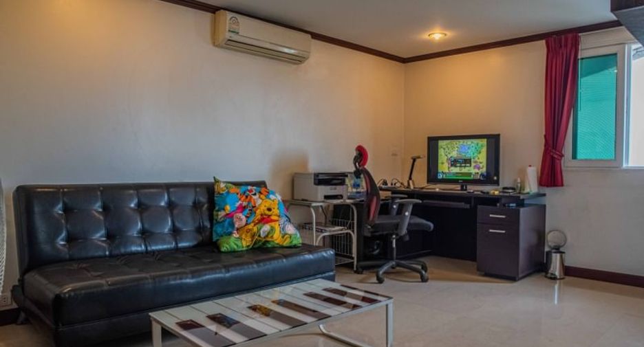 For sale 3 bed apartment in Jomtien, Pattaya