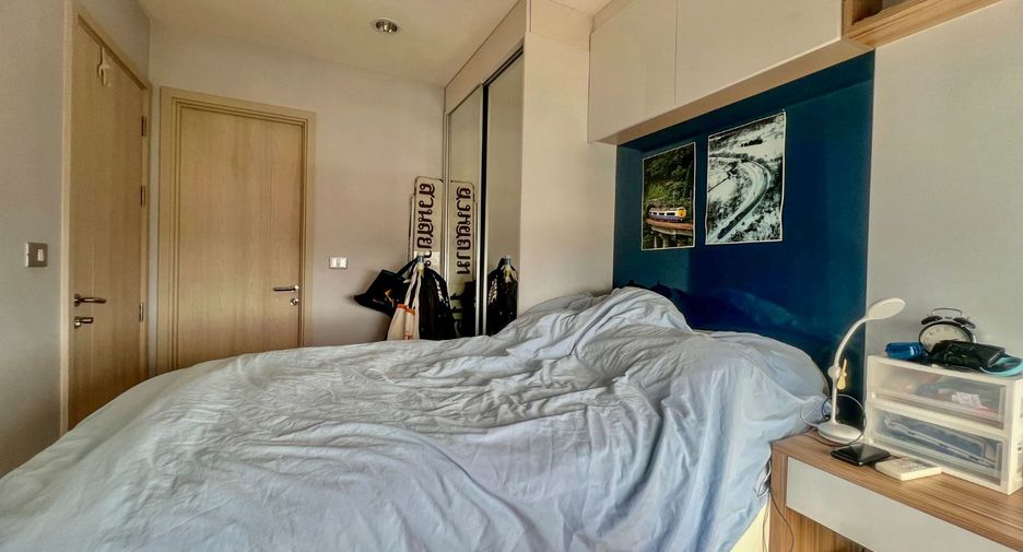 For sale 2 bed condo in Khlong Toei, Bangkok