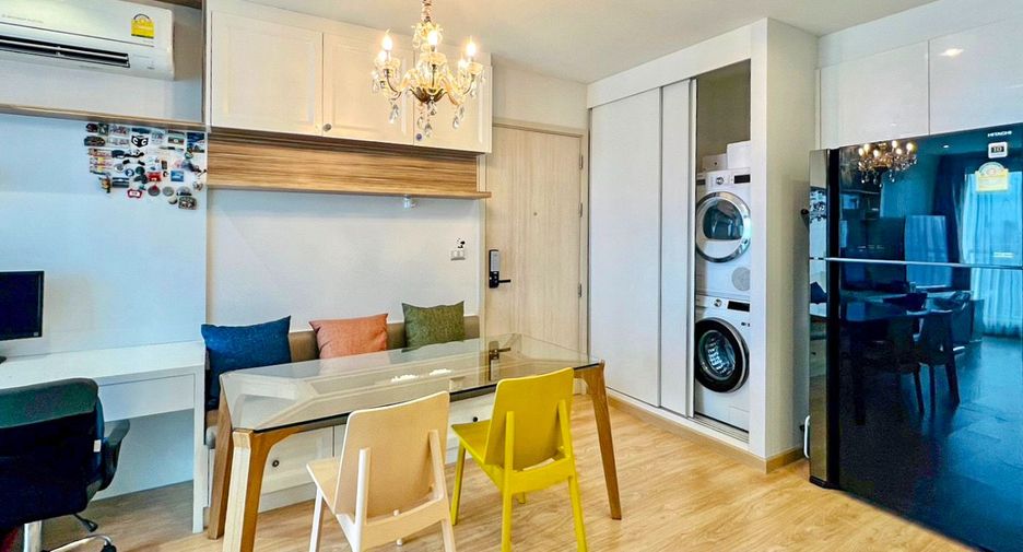 For sale 2 bed condo in Khlong Toei, Bangkok