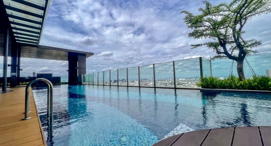 For sale 2 bed condo in Khlong Toei, Bangkok
