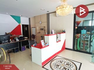 For sale 5 bed retail Space in Sattahip, Pattaya
