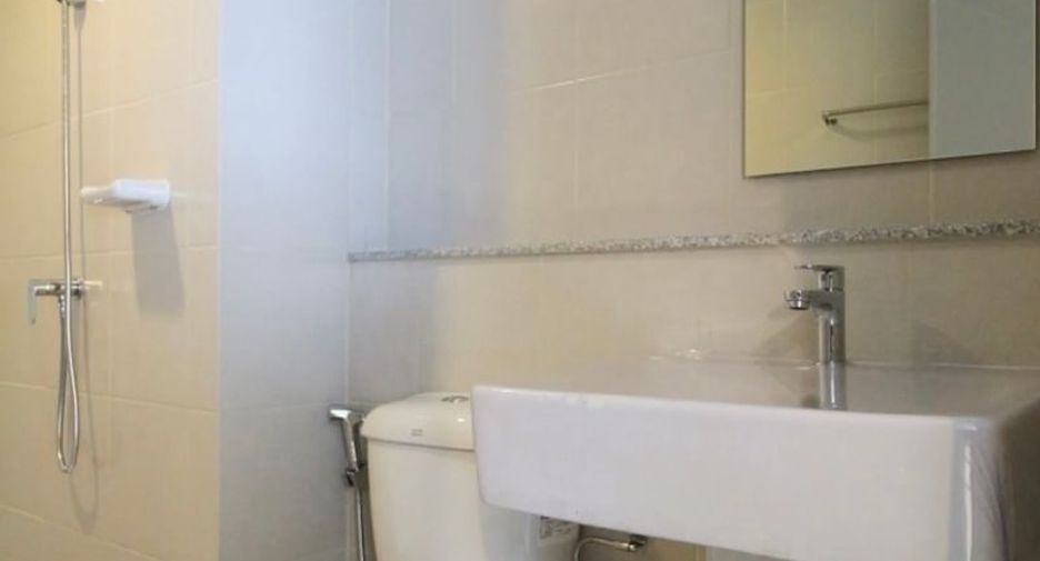 For sale studio condo in Thon Buri, Bangkok
