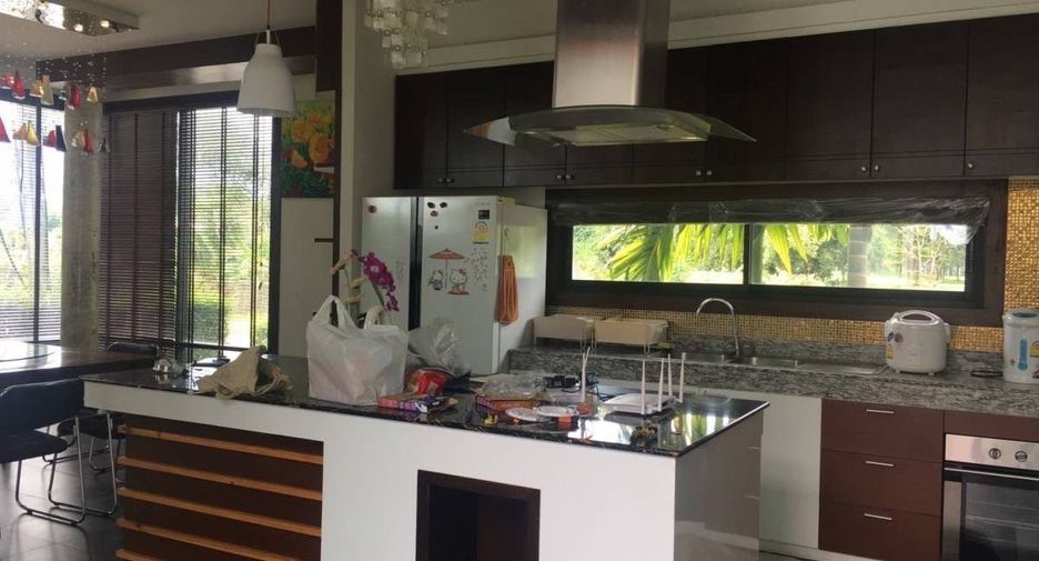 For sale 5 bedrooms house in Mae Rim, Chiang Mai