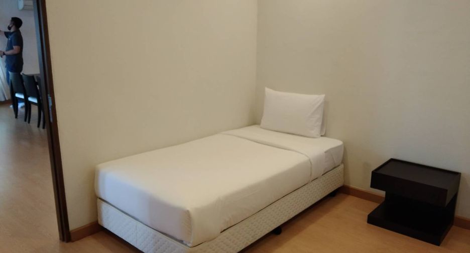 Wohnung zur Miete mit 3 Zimmer in Watthana, Bangkok