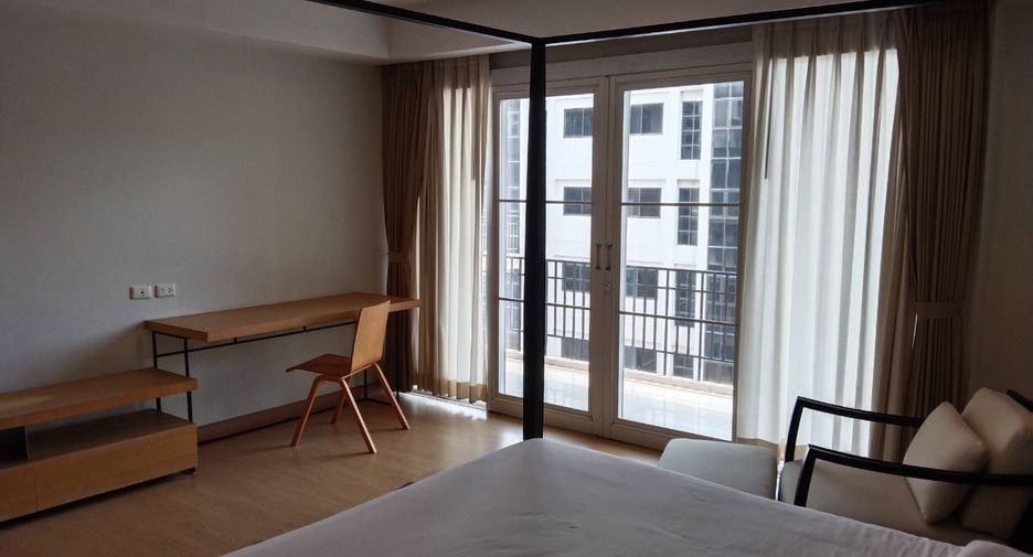 Wohnung zur Miete mit 3 Zimmer in Watthana, Bangkok