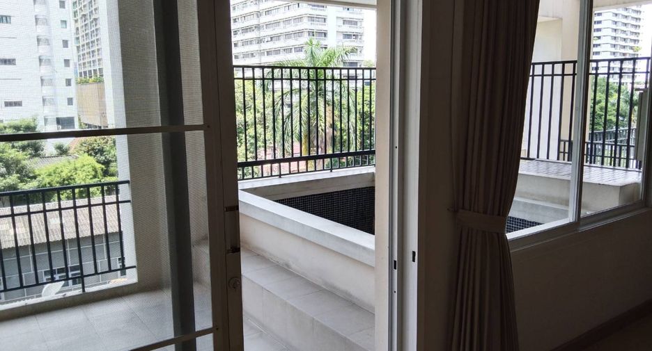 Wohnung zur Miete mit 3 Zimmer in Watthana, Bangkok
