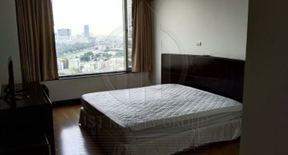 Wohnung zur Miete mit 2 Zimmer in Pathum Wan, Bangkok