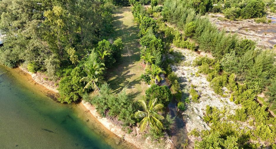 Grundstück zum Kauf in Thai Mueang, Phang Nga