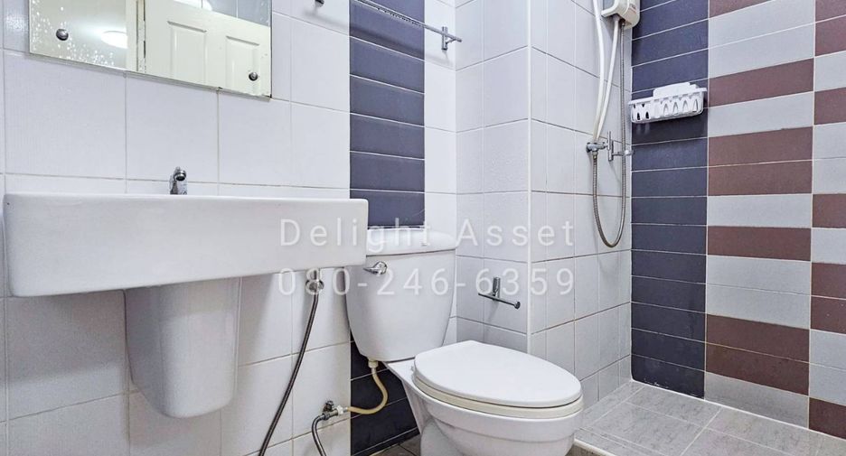 For rent 1 bed condo in Yan Nawa, Bangkok