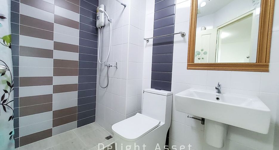 For rent 1 bed condo in Yan Nawa, Bangkok