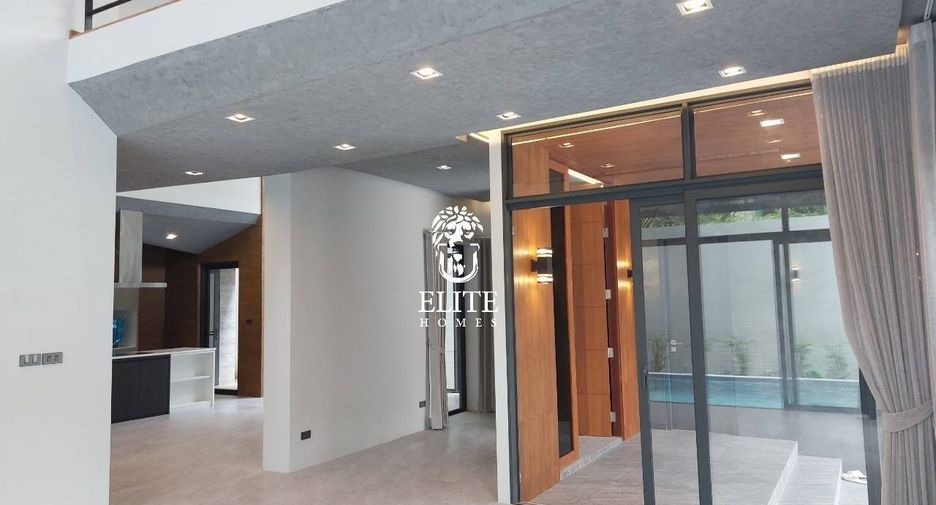 Casa en venta de 5 habitaciones en Bang Sue, Bangkok