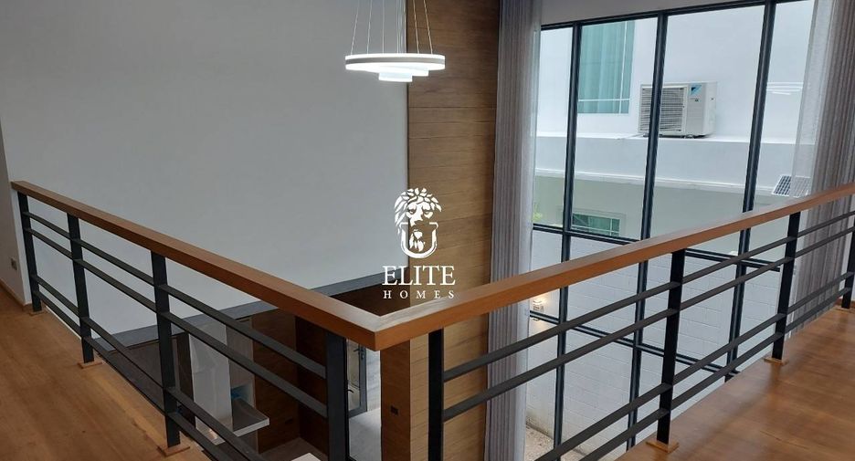 Casa en venta de 5 habitaciones en Bang Sue, Bangkok