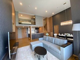Condo en alquiler de 3 habitaciones en Watthana, Bangkok