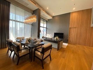 Condo en alquiler de 3 habitaciones en Watthana, Bangkok