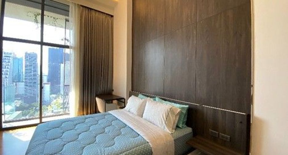 For rent 3 bedrooms condo in Watthana, Bangkok