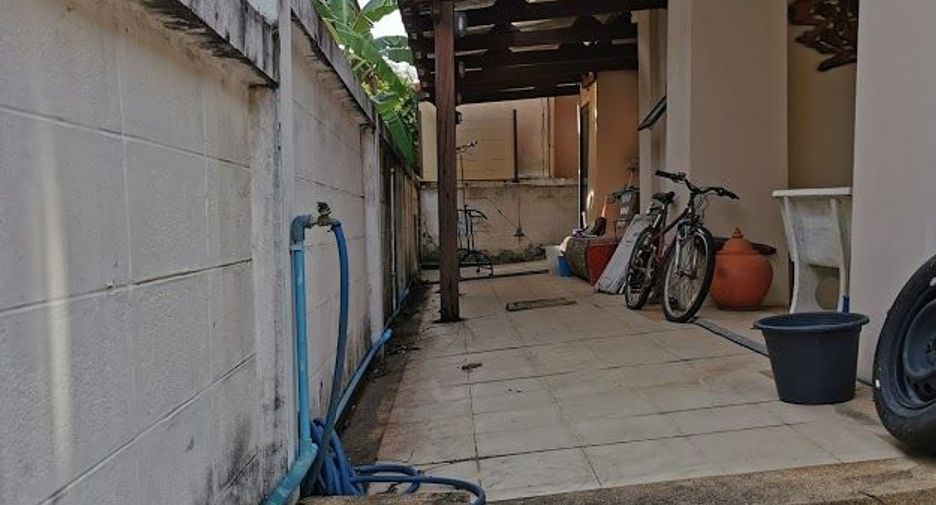 For rent and for sale 3 bedrooms house in Bang Khae, Bangkok