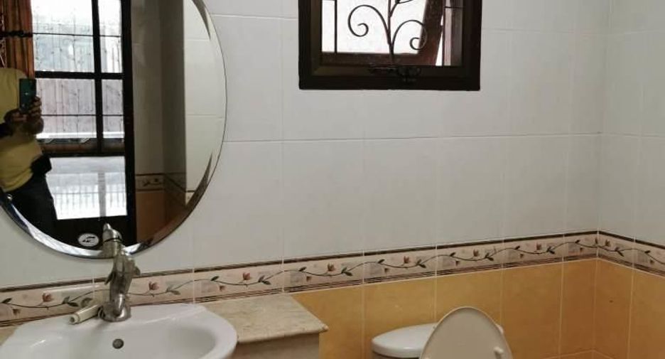 For rent and for sale 3 bedrooms house in Bang Khae, Bangkok