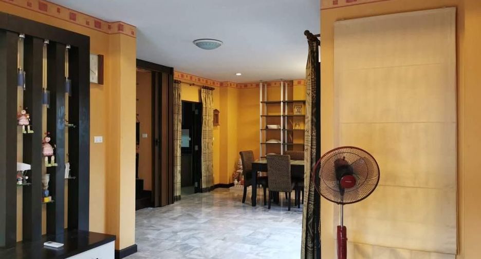 For rent and for sale 3 bedrooms house in Bang Khae, Bangkok