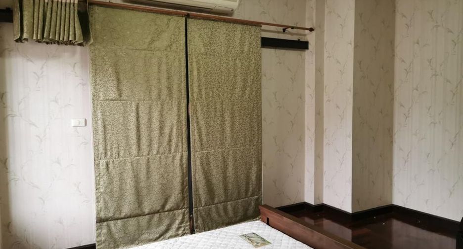 For rent and for sale 3 bedrooms house in Bang Khae, Bangkok