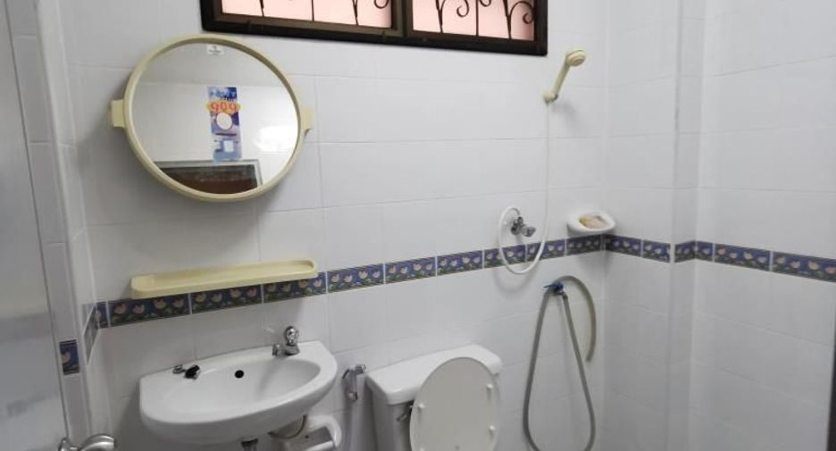 For rent and for sale 3 bedrooms house in Bang Khae, Bangkok