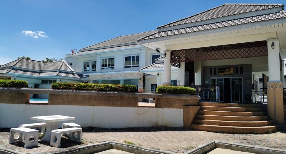 For rent and for sale 3 bedrooms house in Bang Khae, Bangkok