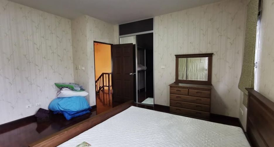 For rent and for sale 3 bedrooms house in Bang Khae, Bangkok