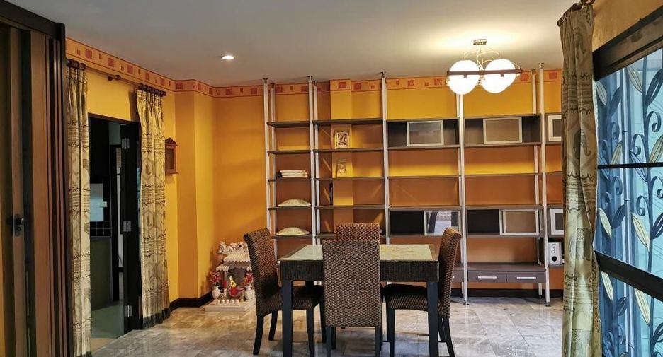 For rent and for sale 3 bedrooms house in Bang Khae, Bangkok