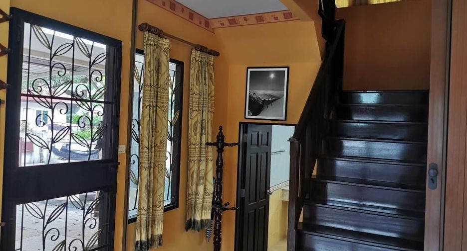 For rent and for sale 3 bedrooms house in Bang Khae, Bangkok