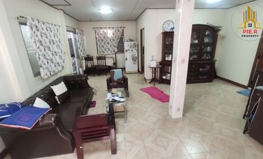 For sale 4 bedrooms house in Din Daeng, Bangkok