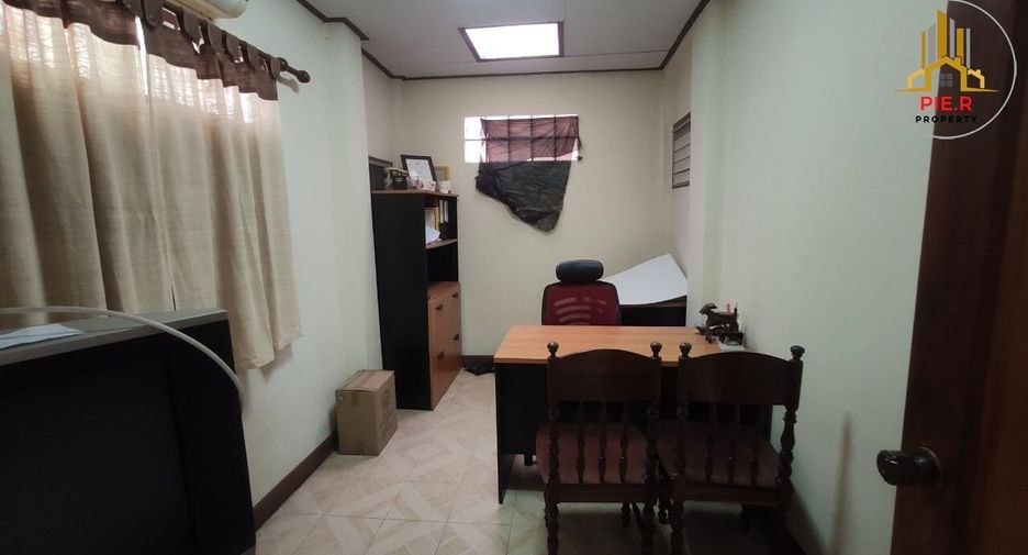 For sale 4 bedrooms house in Din Daeng, Bangkok