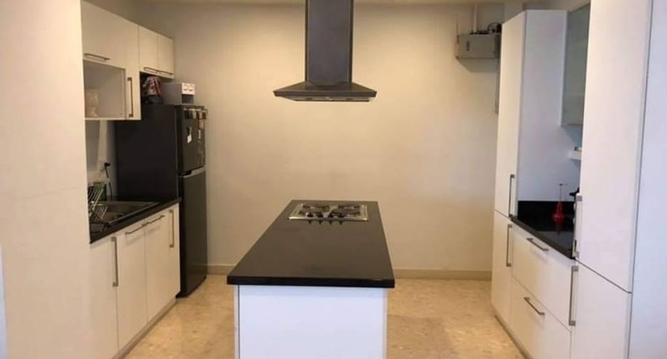 Wohnung zur Miete und zum Kauf mit 3 Zimmer in Khlong Toei, Bangkok