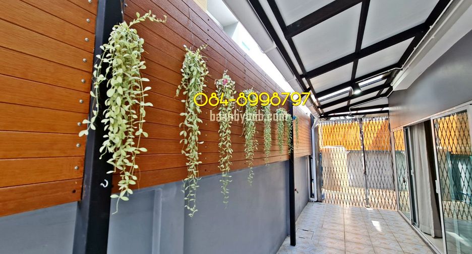 For rent and for sale 4 bedrooms house in Don Mueang, Bangkok