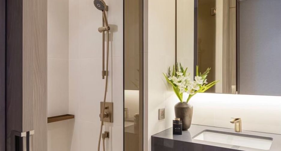 Condo en alquiler de 2 habitaciones en Khlong Toei, Bangkok