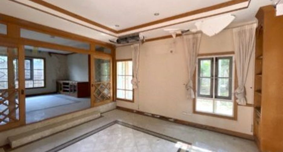 Haus zum Kauf mit 4 Zimmer in Nong Khaem, Bangkok