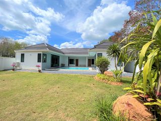 For sale 3 Beds villa in Mueang Krabi, Krabi