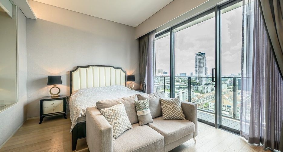 For sale 2 bedrooms condo in Watthana, Bangkok