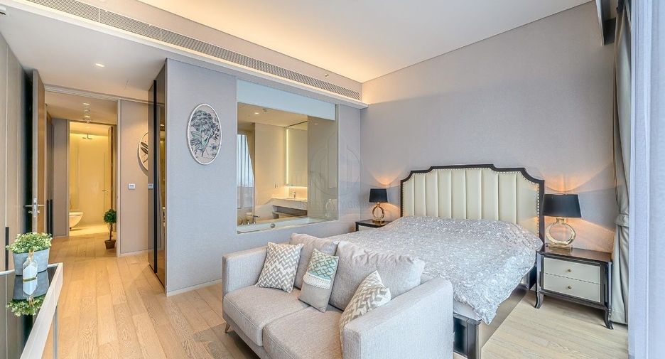 For sale 2 bedrooms condo in Watthana, Bangkok