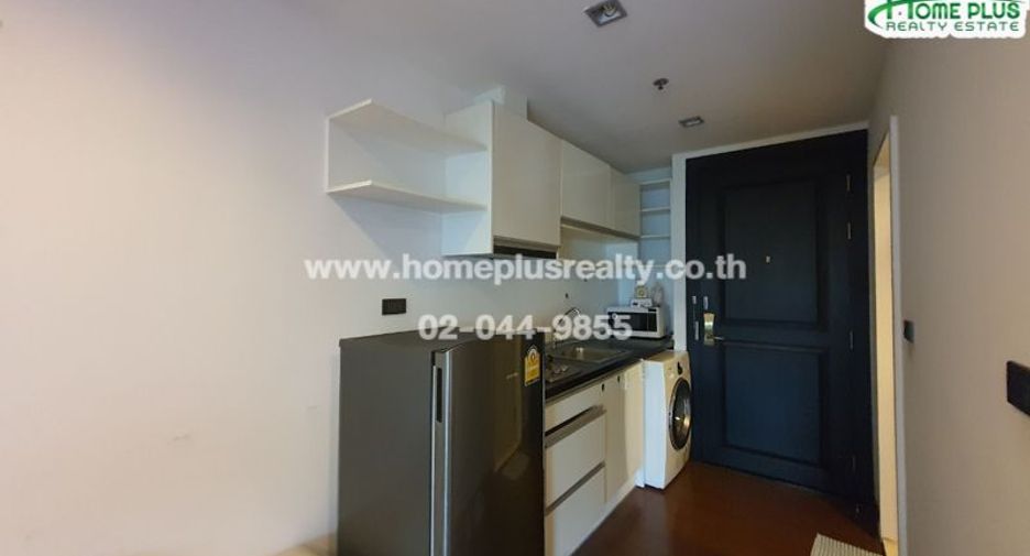 For sale 1 bed condo in Phra Khanong, Bangkok