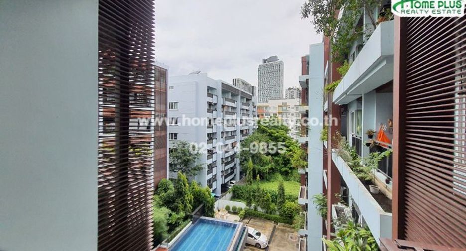 For sale 1 bed condo in Phra Khanong, Bangkok