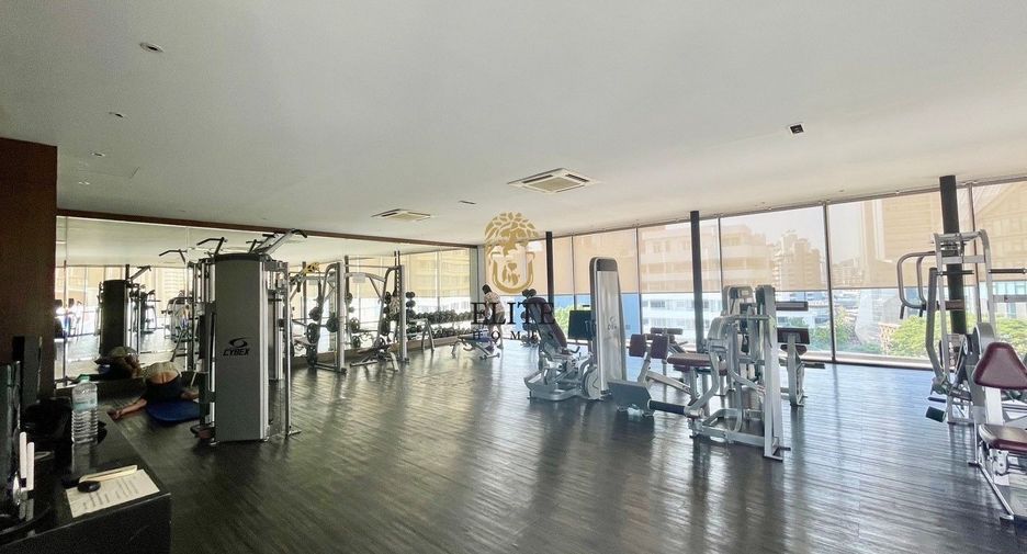 For rent 3 bedrooms condo in Watthana, Bangkok