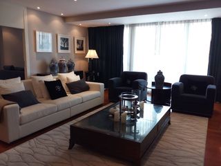 Condo en alquiler de 3 habitaciones en Watthana, Bangkok