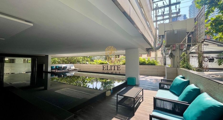 For rent 3 bedrooms condo in Watthana, Bangkok
