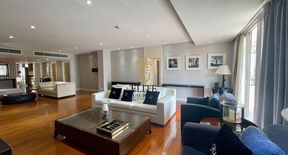 For rent 3 bedrooms condo in Watthana, Bangkok