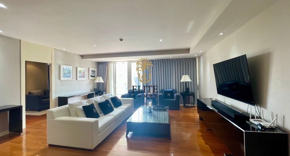 For rent 3 bedrooms condo in Watthana, Bangkok